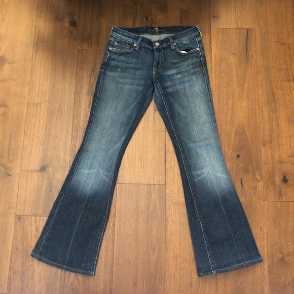 7 for all Mankind Distressed Flare Jeans, sz 28 - Picture 3 of 6